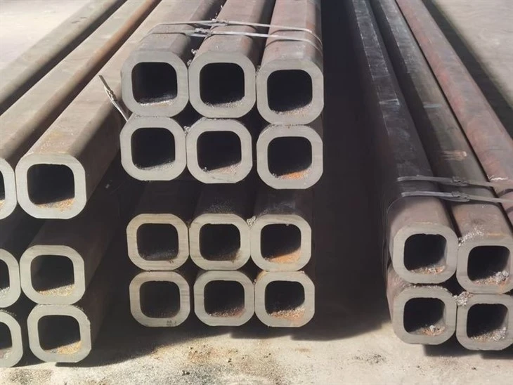 ASTM A501 Hot Formed Carbon Steel Seamless Square Tubing factory