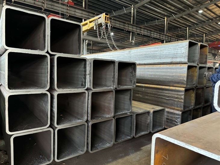 Hot Rolled Thick Wall Square Tubes suppliers