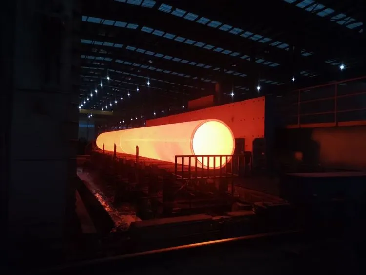 HOT FINISHED SEAMLESS PIPES HOT FINISHED SEAMLESS PIPES